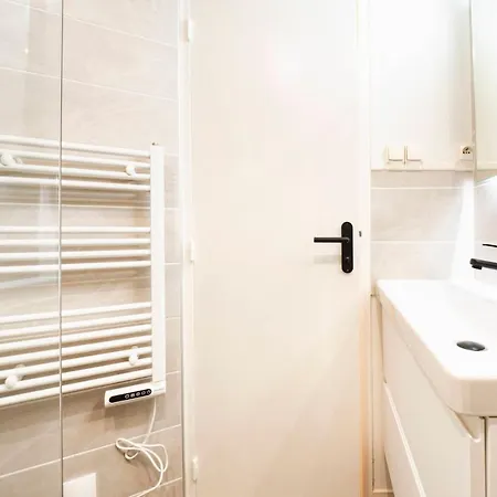 La Deferlante - Hyper Centre - Parking Prive - 300 M דירה